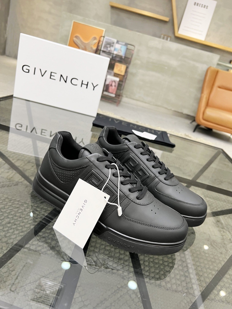 Givenchy Sneakers